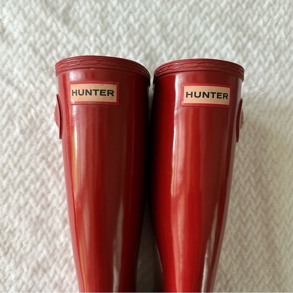 Hunter Big Kids Original Gloss Rain Boots, Military Red, size US 5, EU 37 - Picture 6 of 10